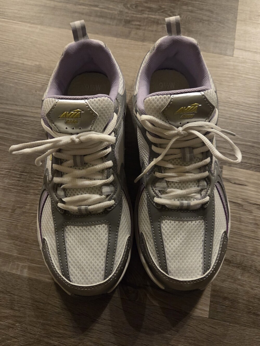 AVIA Sneakers